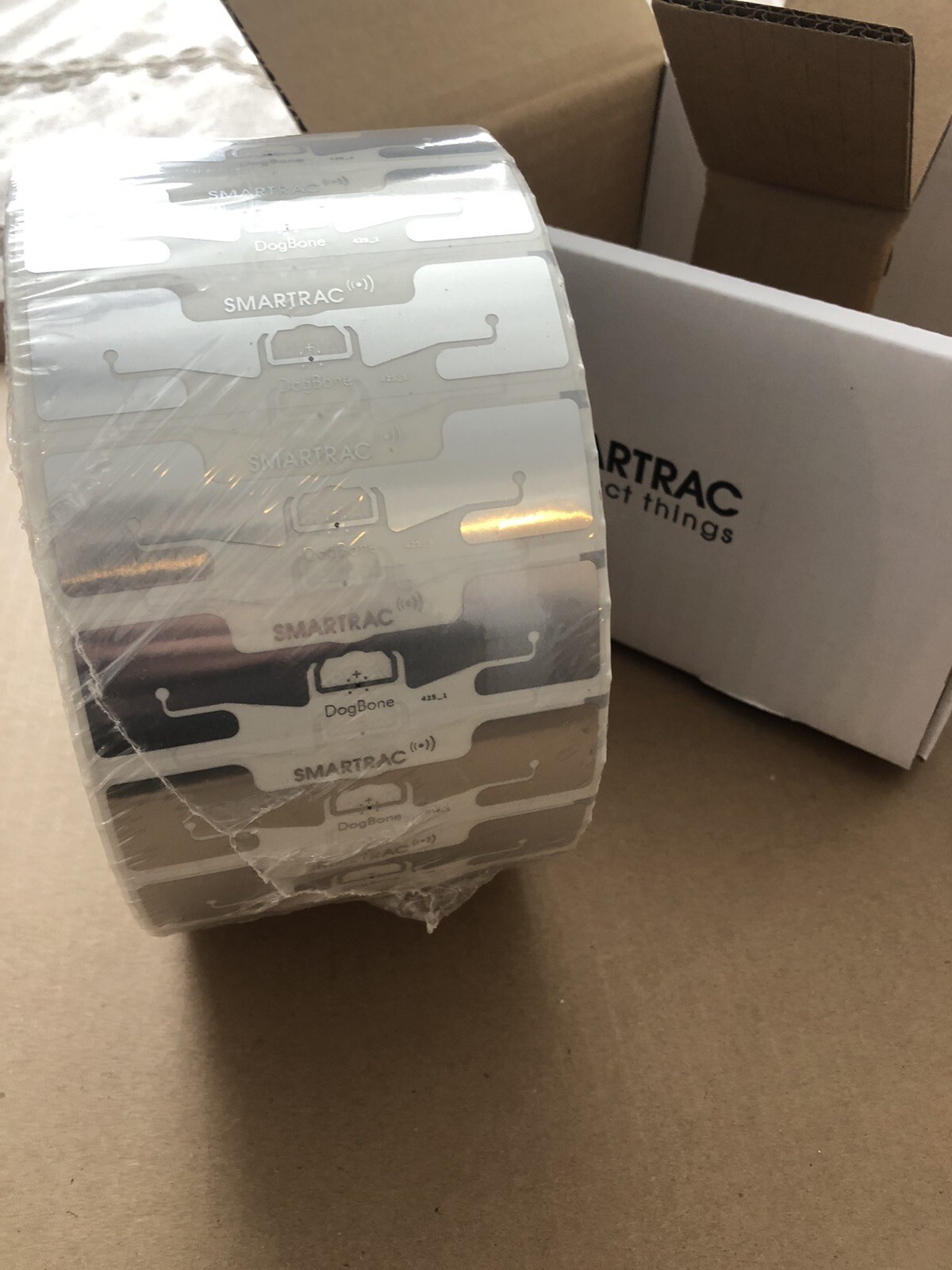 250 Avery Dennison Smartrac DogBone RFID Tags - M750 Wet Inlay