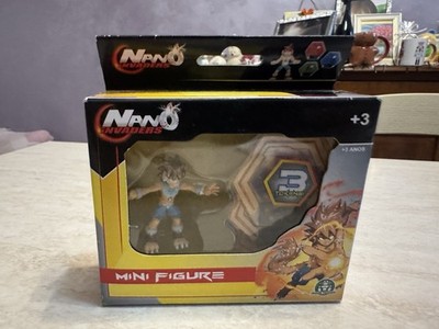 ACTION FIGUREN NANO INVADERS MIT TOKEN SERIE 1 WERTVOLLE SPIELE 2015 NEU IN BOX