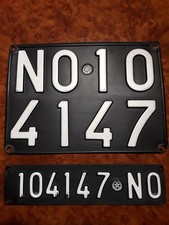  TARGA AUTO D’EPOCA COMPLETA NOVARA   ORIGINALE PER USO COLLEZIONISTICO. 