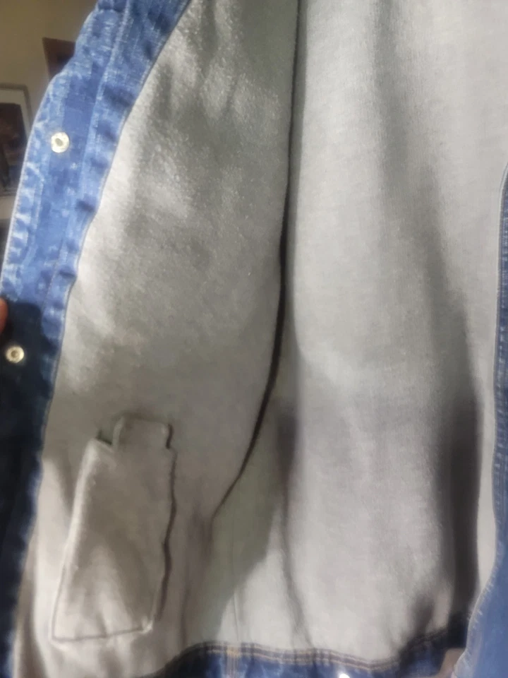 Chaqueta vaquera forrada Route 66, talla M/M, cierre a presión, tiene 4 bolsillos en la parte delantera Foto 3 de 4