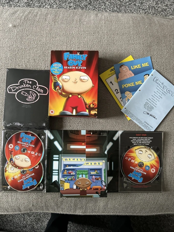 Family Guy Season 11 DVD Set Drunken Clam T Shirt & Script BRAND NEW SEALED  - Image 4 of 4