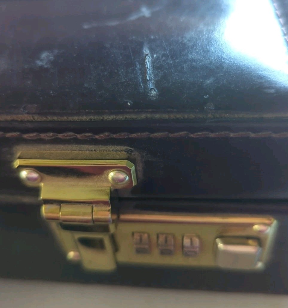 Protocol Burgandy Leather Briefcase - image 2