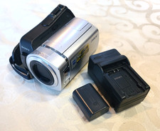 Sony DCR-SR45 Handycam 30GB HDD 40x Zoom.