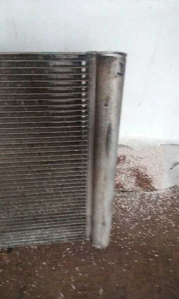 Condensador de aire acondicionado BMW 760i 03-08  Foto 3 de 4
