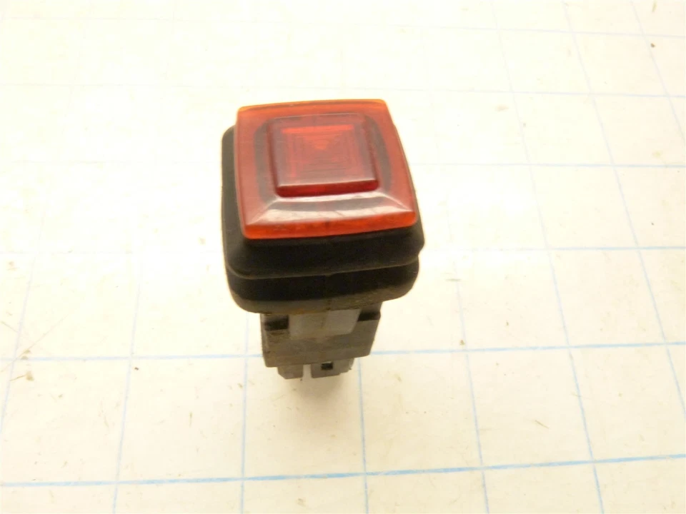 Interruptor de seguridad inversa para tractor Kubota TG-1860G Foto 2 de 2