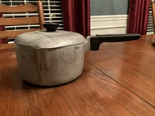 Vintage Wagner Ware Magnalite 3Qt Aluminum Saucepan Pot & Lid Sidney -O- 4683 M