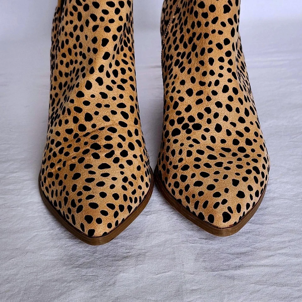 QUPID NAVA GAMUZA CAMEL NEGRO LEOPARDO CHOP OUT CREMALLERA BOTINES MUJER 6 Foto 3 de 4