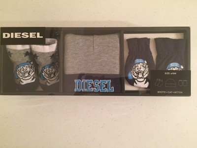 cap mittens booties set