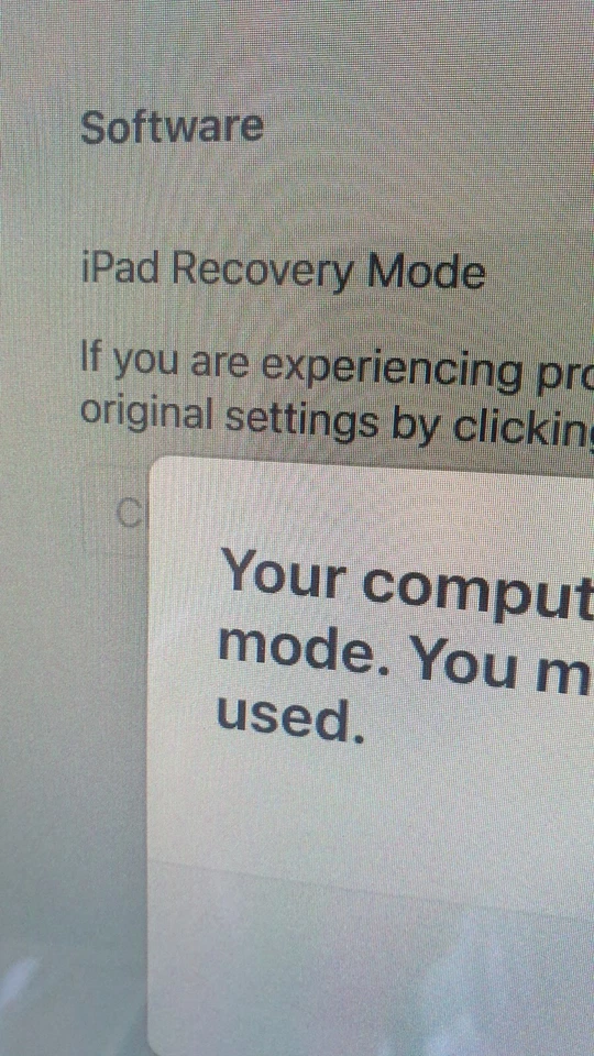 Apple iPad 1st Gen. 64GB, Wi-Fi + Cellular (Unlocked), 9.7in - Black - Image 4 of 4
