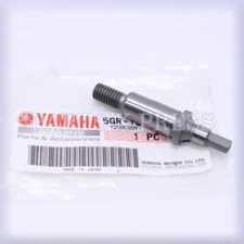 5GR-12458-00  OEM GENUINE YAMAHA YZ450F YFZ450 WR450F WATER PUMP IMPELLER SHAFT