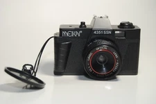 Meikai 4351 SSN 35mm Film Camera w/ pouch case - Works