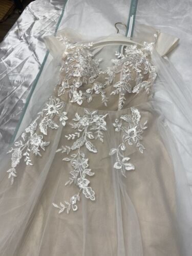 Azazie Cindy Diamond White A-Line Illusion Off The Shoulder Dress NWT 40x34x44 - Picture 8 of 12