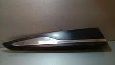 Baguette de porte arriere droite RENAULT CLIO 4 PHASE 2 828765910R