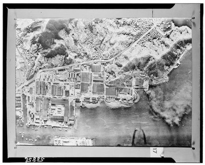 Photo:Pearl Harbor Hawaii 1941 Aerial Naval Base Harbor Attack