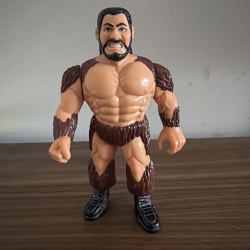 WWF/WWE Hasbro Giant Gonz�lez Action Figure Series...