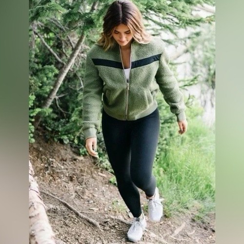 Zyia Active Women’s Jacket Green MEDIUM Flying V Fleece Teddy Bomber Sherpa - Picture 3 of 14