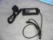 GENUINE FUJITSU A13-090P1A 19V-4.74A, AC  adapter 100-240v 50/60hz FREE P&P #10u