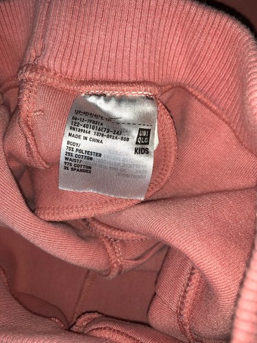 Preowned- Uniqlo Pleated Stretch Skirt Girls (Size S/5-6) - Picture 4 of 4