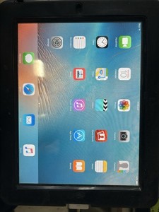 Apple iPad 2nd Generation A1395 16GB Wi-Fi 9.7" Black MC769LL/A W/ Charger Cord
