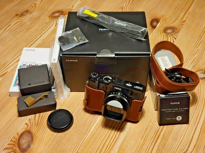Fujifilm X100V - 26,1 MP – Top Zustand – Komplett-Set - OVP - Bild 1 von 4