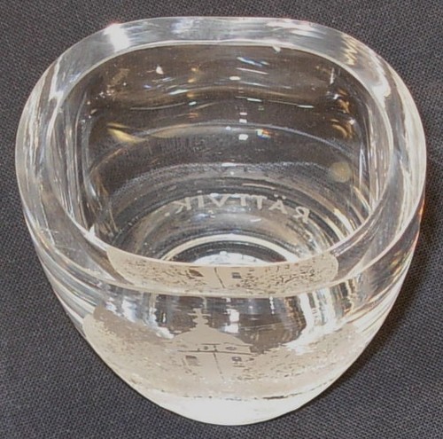 RATTVIK SWEDEN CHURCH ETCHED CRYSTAL CUT GLASS ORREFORS VASE - Picture 4 of 4