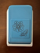 Creative Memories Embossed Blossoms Decorative Punch