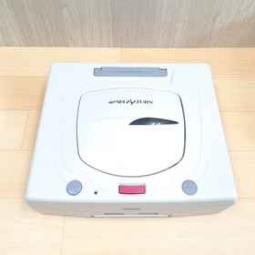 Excellent! Sega Saturn white console in box with manual CIB S/NO Match