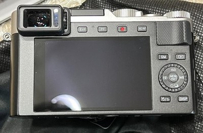 Leica D-LUX 7 Silver Digital Camera 17MP 4K Excellent with Full