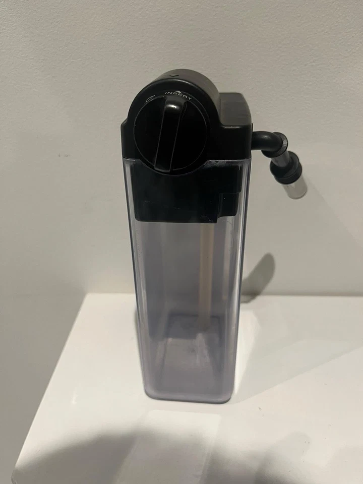 De'Longhi Milk Carafe DLSC013 Suitable for Magnifica S - Image 2 of 4