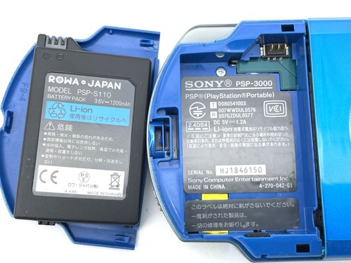 Consola SONY PSP-3000 Azul Nueva Batería y Cargador y Memory Stick Probado - Imagen 15 de 16