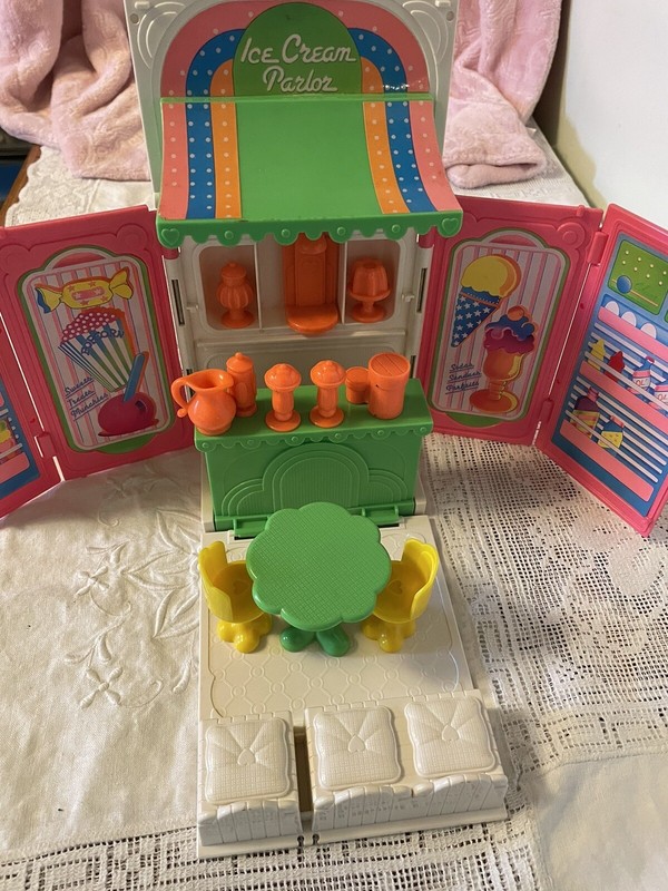 Vintage Ice Cream Parlor Kenner 1987