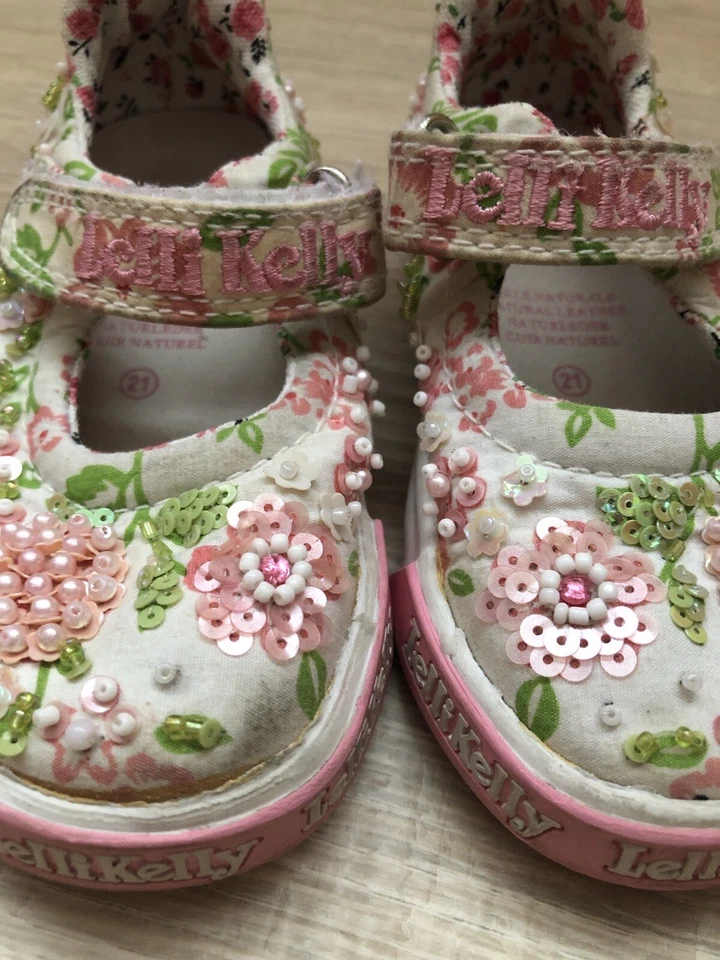 Lelli Kelly Toddler Girl Shoes Floral Beaded Size 21 US Size 5 Pink Green White - Image 4 of 4