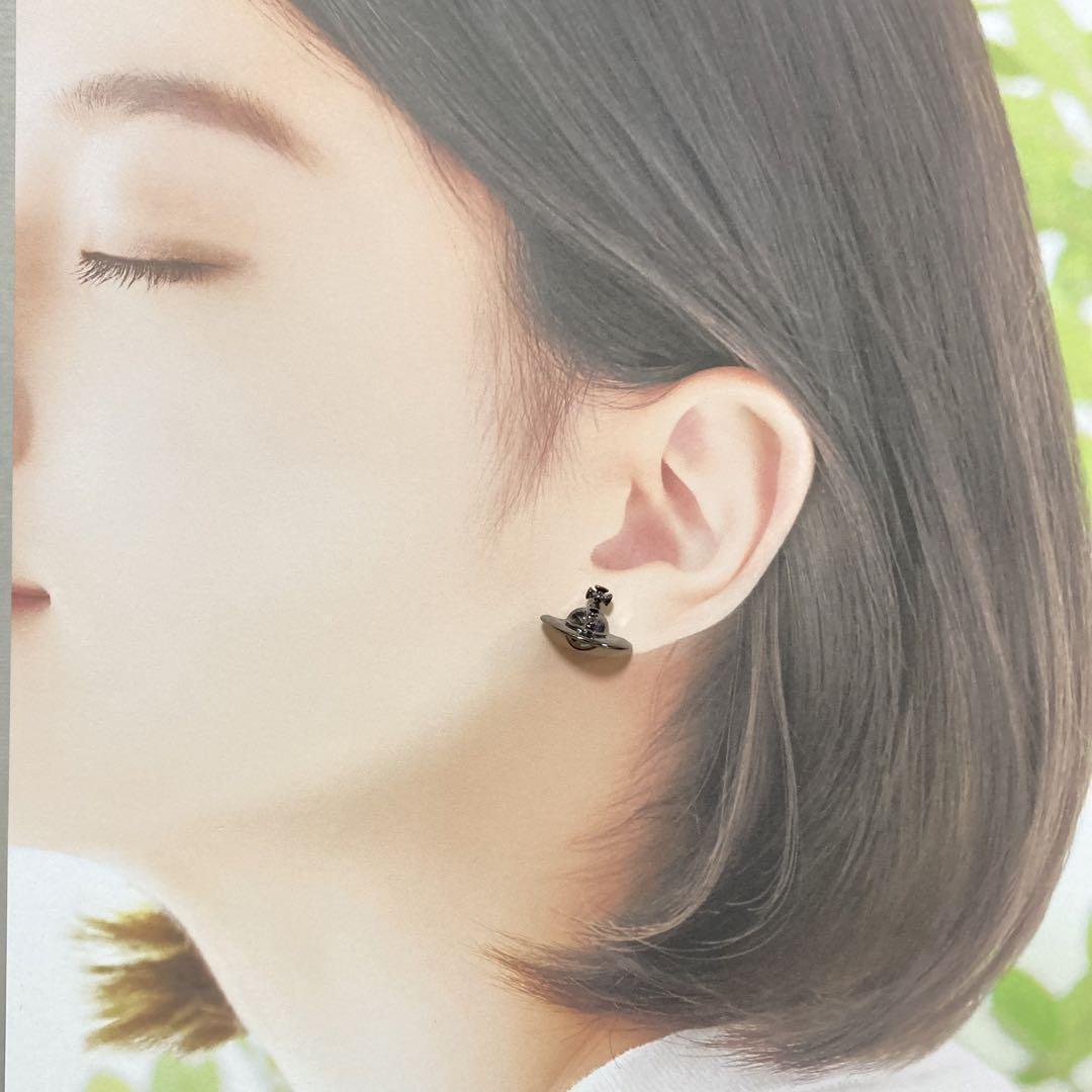 Vivienne Westwood Earrings Pierce Solid Orb Gunmetal 1.8cm w Vivienne Westwood Earrings Pierce Solid Orb Gunmetal 1.8cm w