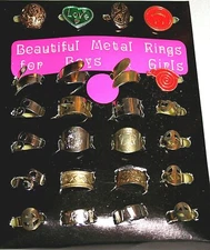 24 (rings) Vending Toy Gum Machine Prize Ring Display Header Card 1970s NOS New