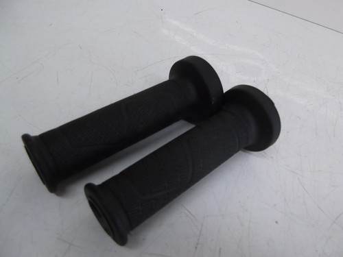 KTM 890 ADVENTURE 2021 GRIPS + TWIST - Picture 4 of 5