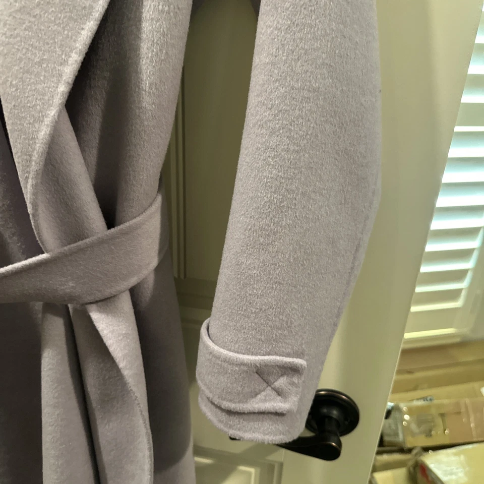 Casaco Badgley Mischka cinza tamanho mistura lã/poliéster - Imagem 4 de 4