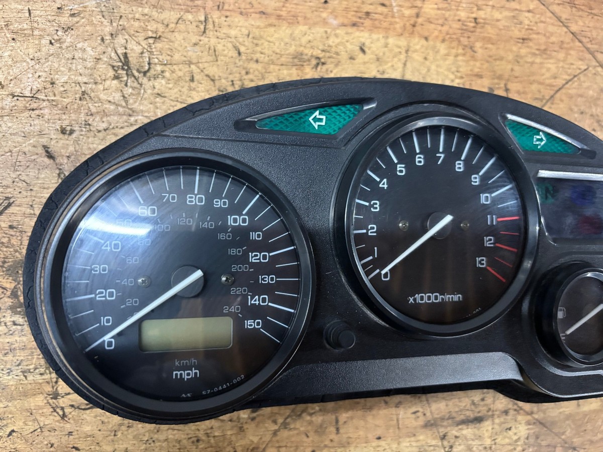 1999 98-06 Suzuki Katana GSX600F GSX600 Speedo Speedometer Dash