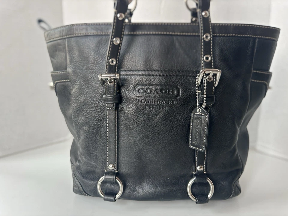 Bolso de mano Coach Gallery de almuerzo de cuero negro Foto 2 de 4