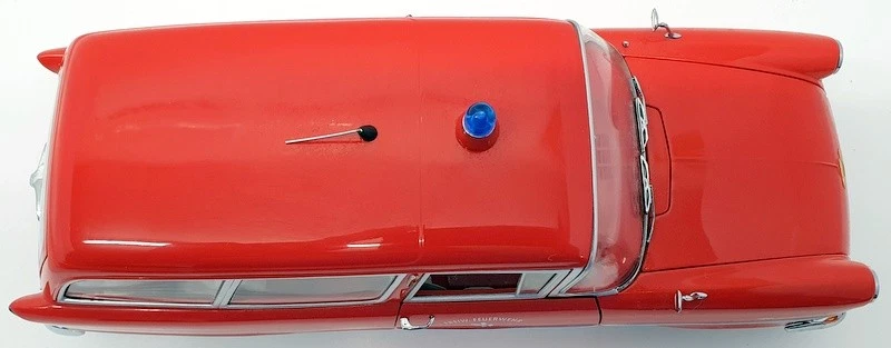 Minichamps 1/18 Scale Model Car 180 043291 - Opel Rekord P1 Caravan — 第 4/4 张图片