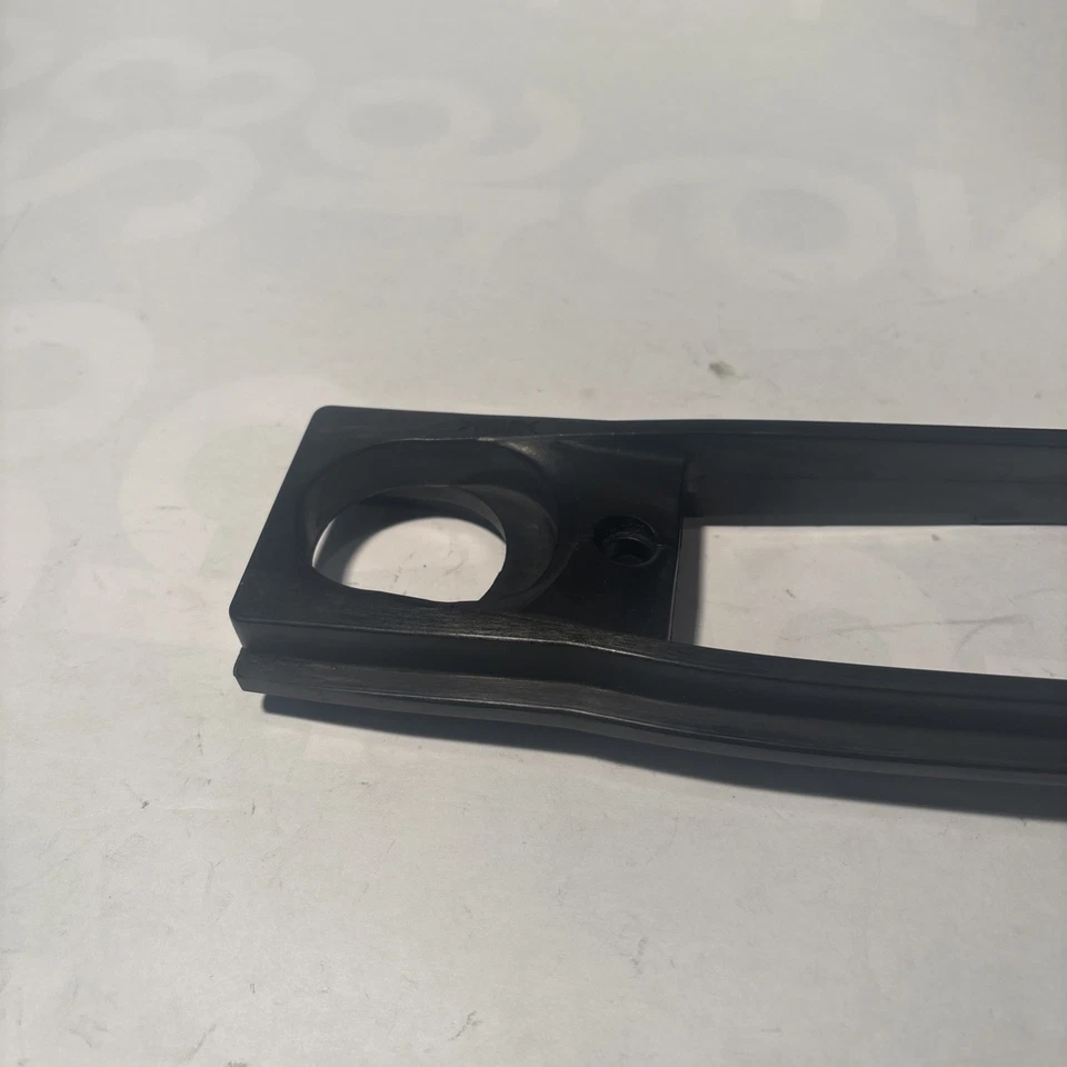 Brazo basculante trasero protector de cadena de goma Srad 2006-2009 Suzuki GSXR 600 750 Foto 2 de 4