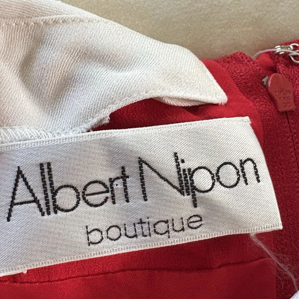 Vestido plisado de seda rojo de colección Albert Nipon lazo de terciopelo negro talla 6 bolsillos laterales forrados Foto 3 de 4