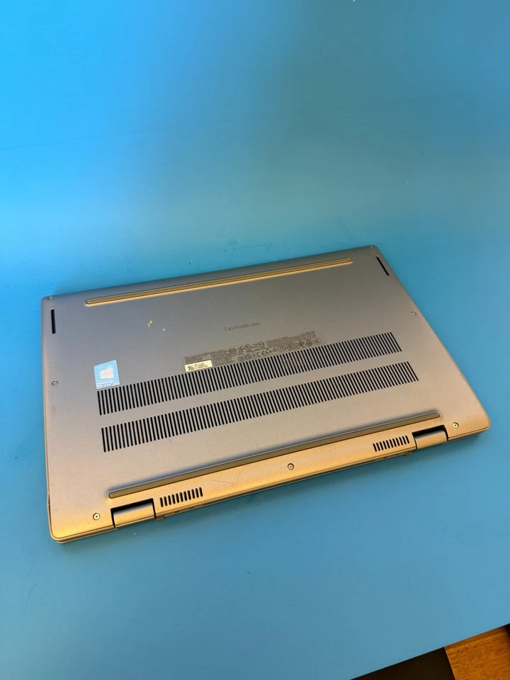 Dell Latitude 3320 · i5-1135G7 · 8GB · 256GB, Foto 4 von 5