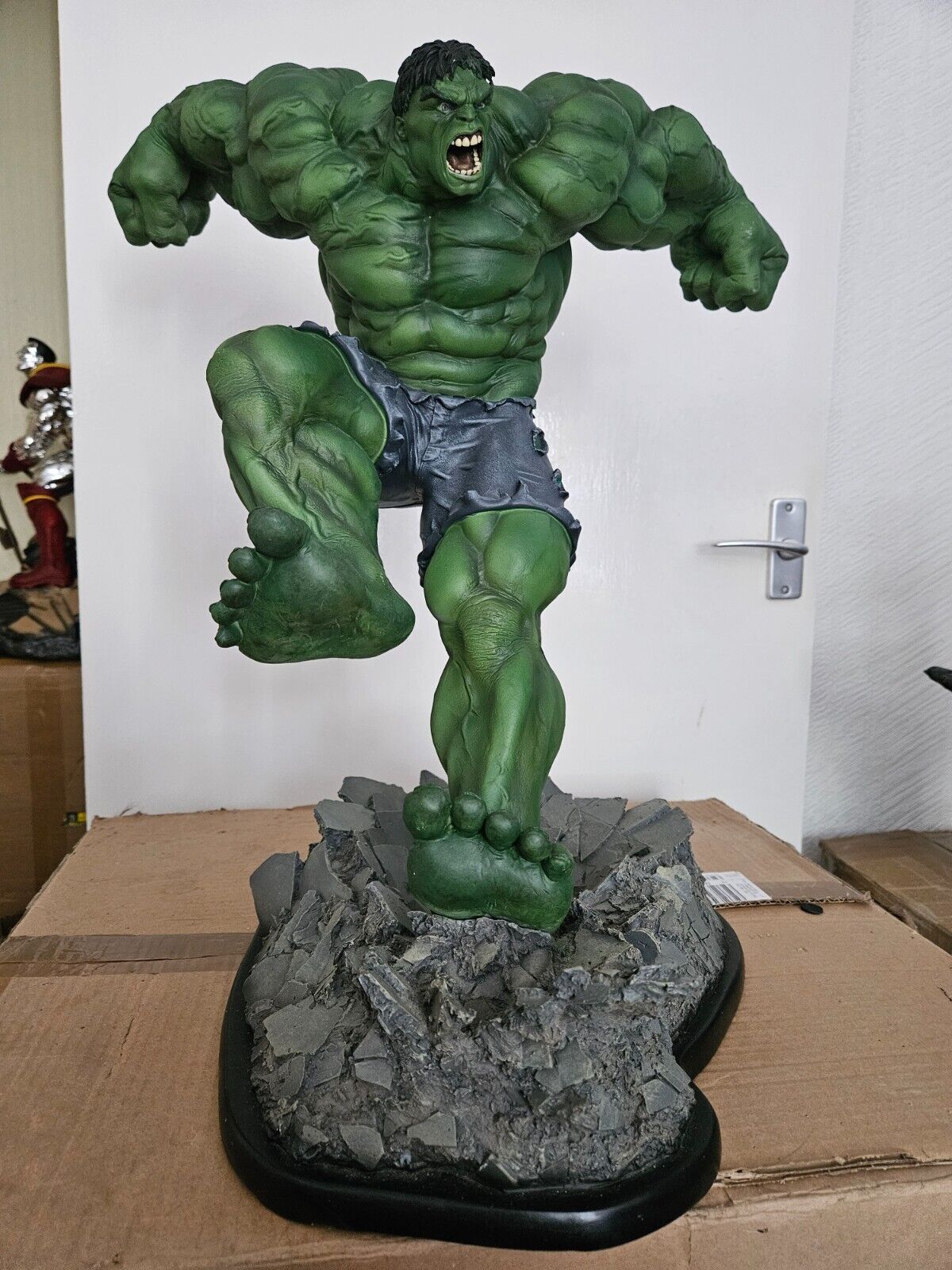 Picture 1 of 6
