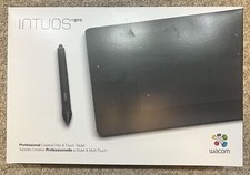 New Wacom PTH451 Intuos Pro Professional Pen  Touch Tablet Small