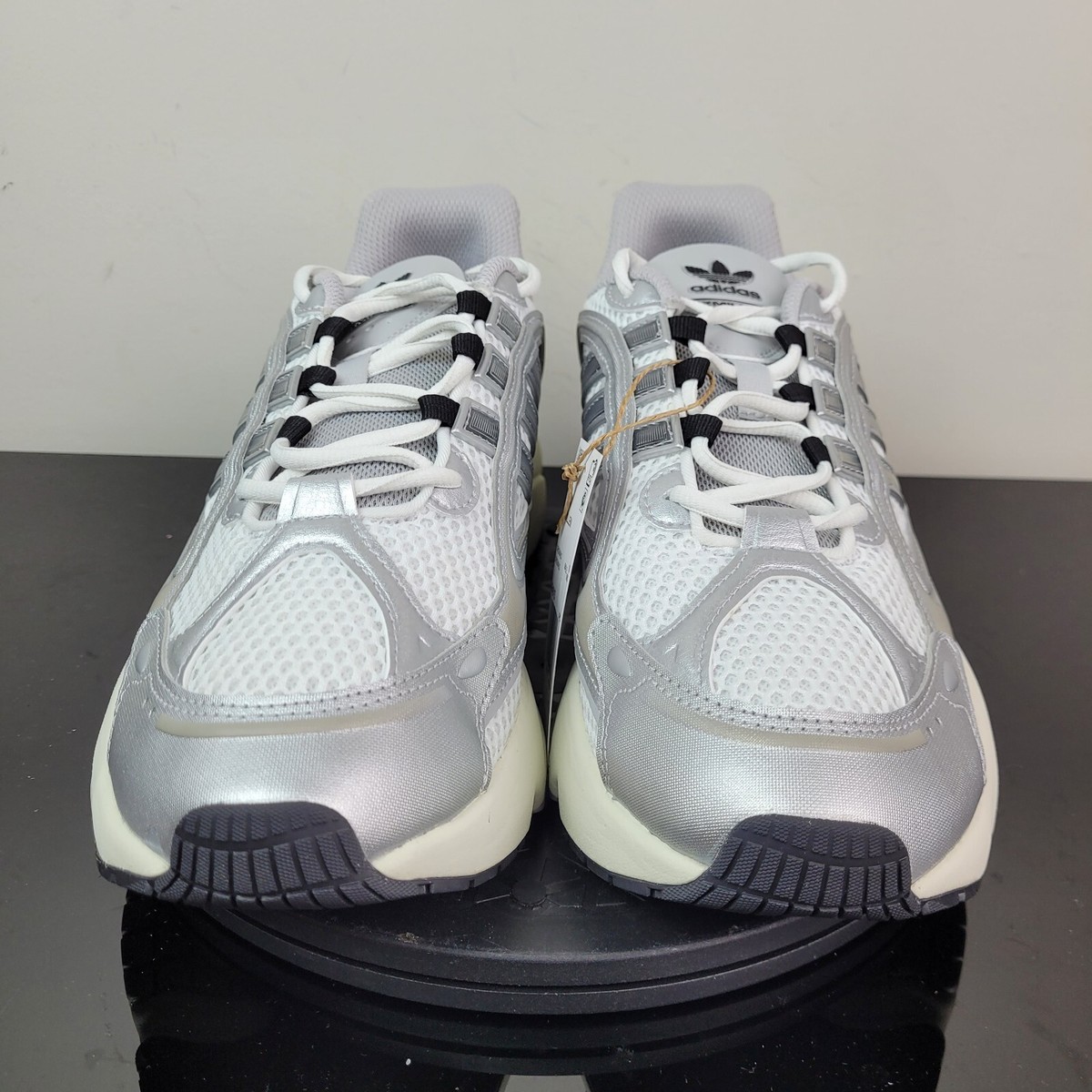 スニーカー adidas Ozmillen gray silver IF4015 Adidas Ozmillen Athletic White Silver Shoes Sneakers IF4015