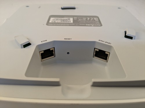 TP-Link Omada EAP245 Indoor WiFi Access Point AC1750 v3.8 NO MOUNT Factory Reset - Picture 8 of 8