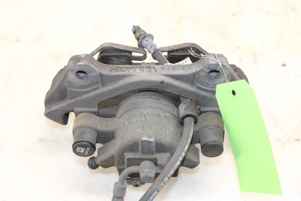 Pinza de freno delantera izquierda Jaguar XE 2017-2020 AWD OEM JG64 Foto 4 de 4