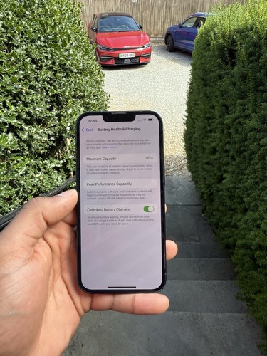 iPhone 13 Midnight 128GB - Unlocked - Afbeelding 2 van 3