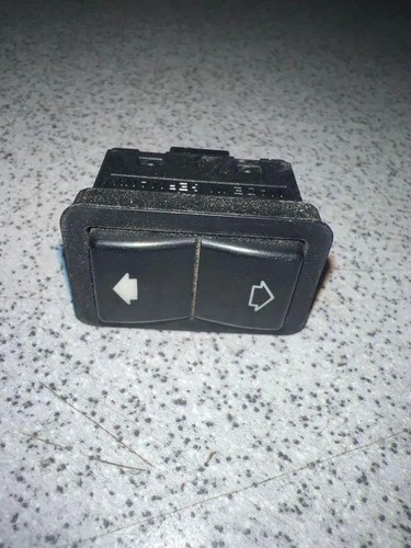 BMW 5 E39 Schalter für Fensterheber hinten links 8368974 2.50 Diesel 33760773