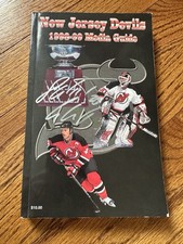 NJ Devils Patrik Elias Autographed Media Guide Book, 1998-1999 NHL Season